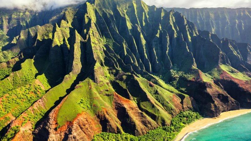 Na Pali – The Forgotten Paradise in the Middle of the Ocean